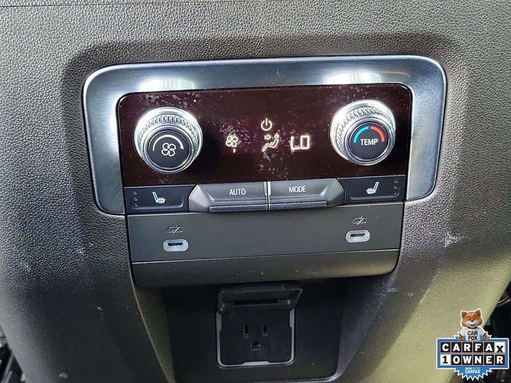 Used 2021 GMC Yukon SLT w/ SLT Premium Package AWD/4WD image 11