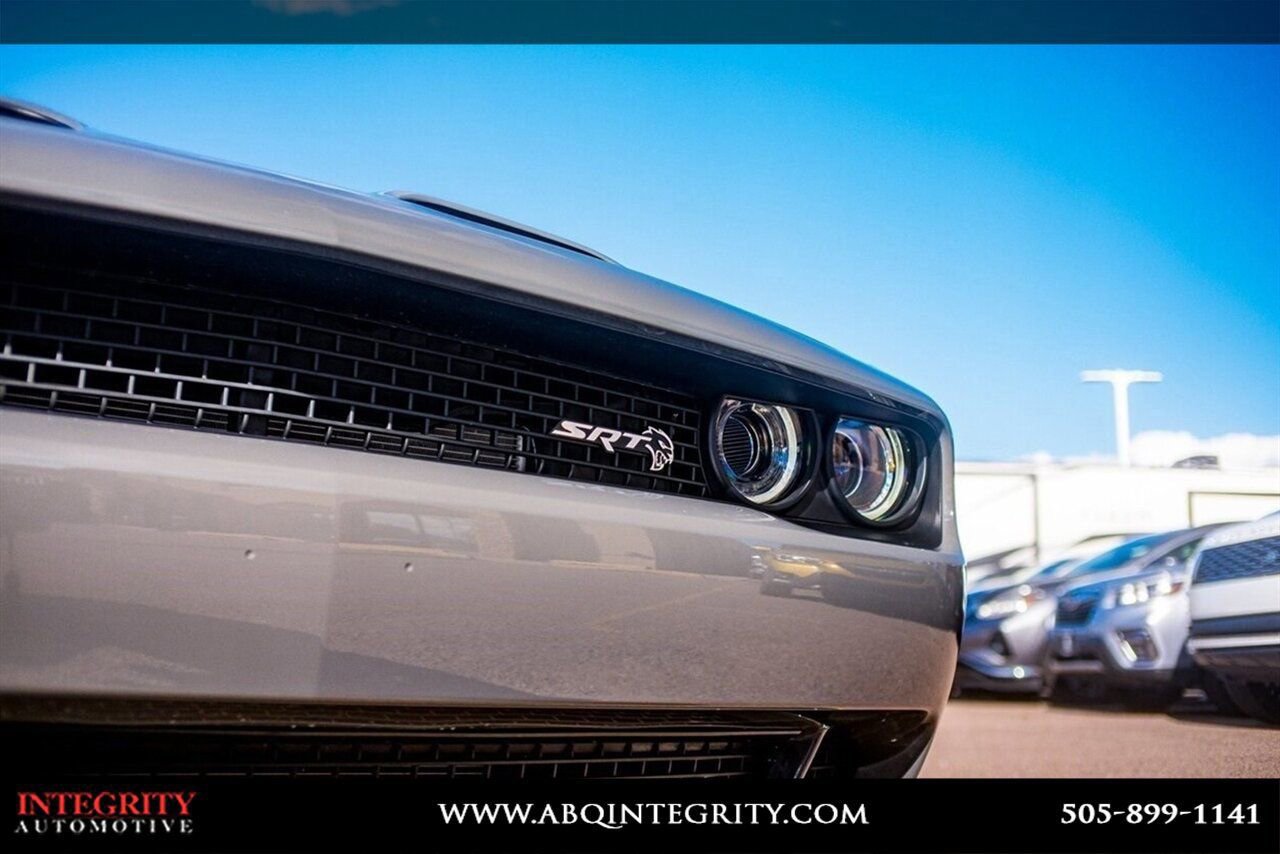 Used 2023 Dodge Challenger SRT Hellcat RWD image 8
