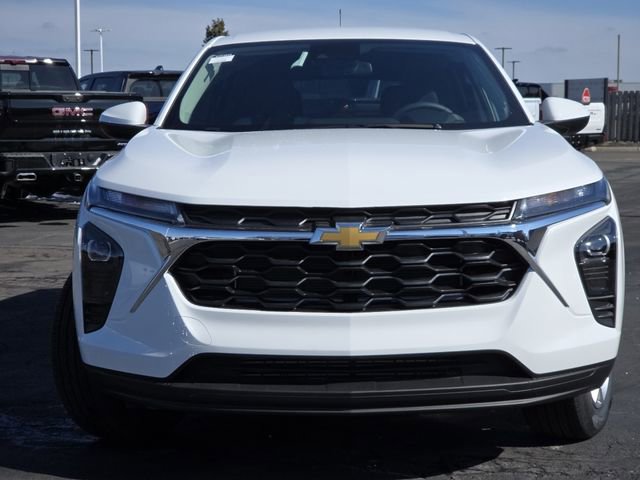New 2026 Chevrolet Trax LS w/ LS Convenience Package image 14