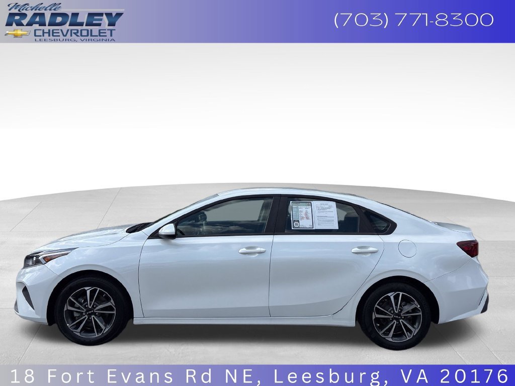 Used 2023 Kia Forte LXS FWD image 17
