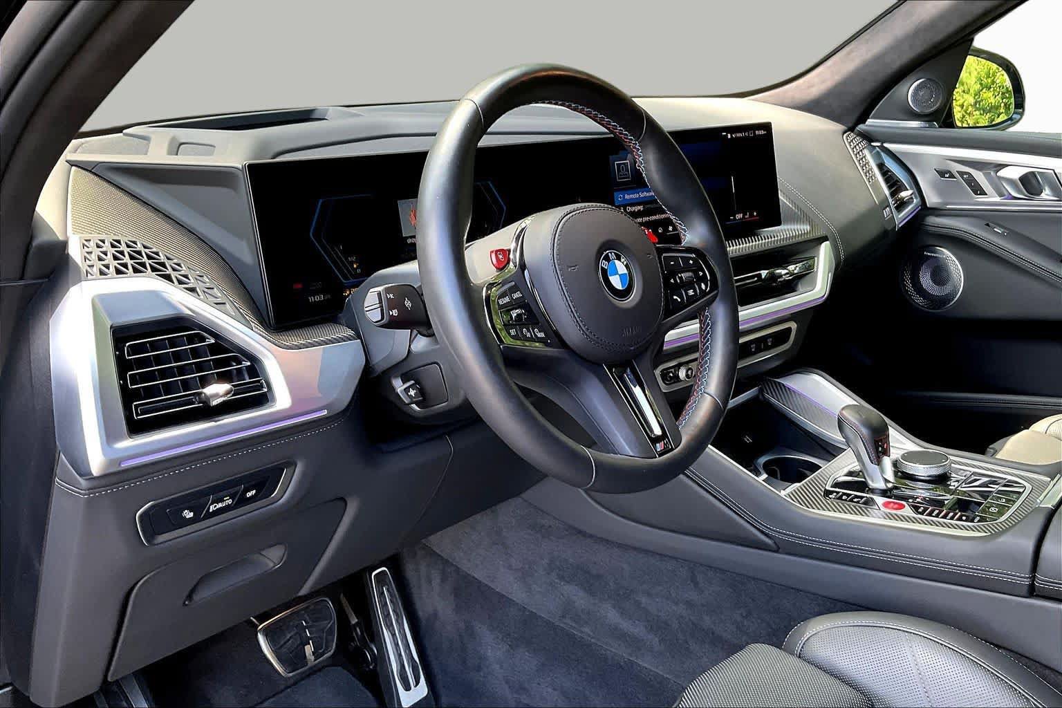 Used 2024 BMW XM AWD/4WD image 35