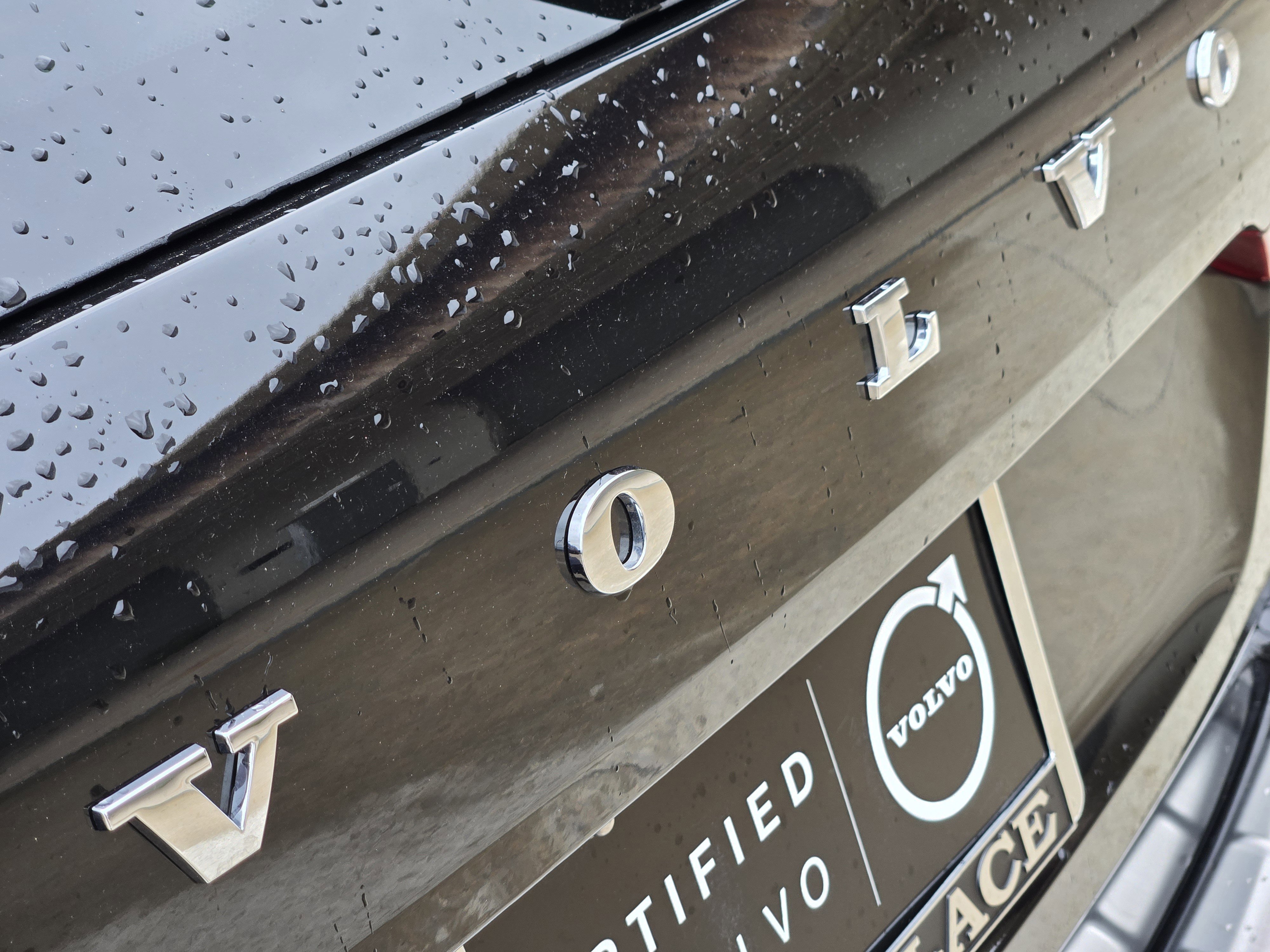 Used 2026 Volvo XC60 B5 Core w/ Protection Package Premier AWD/4WD image 38