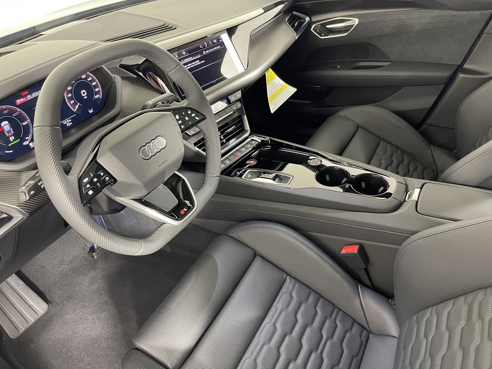 New 2026 Audi S e-tron GT Prestige image 5