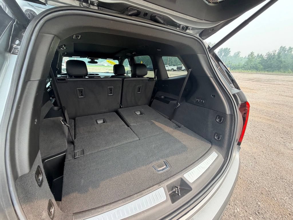 Used 2023 Cadillac XT6 Premium Luxury FWD image 15