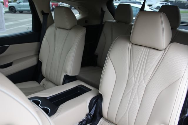 Used 2025 Acura MDX w/ Advance Package AWD/4WD image 33
