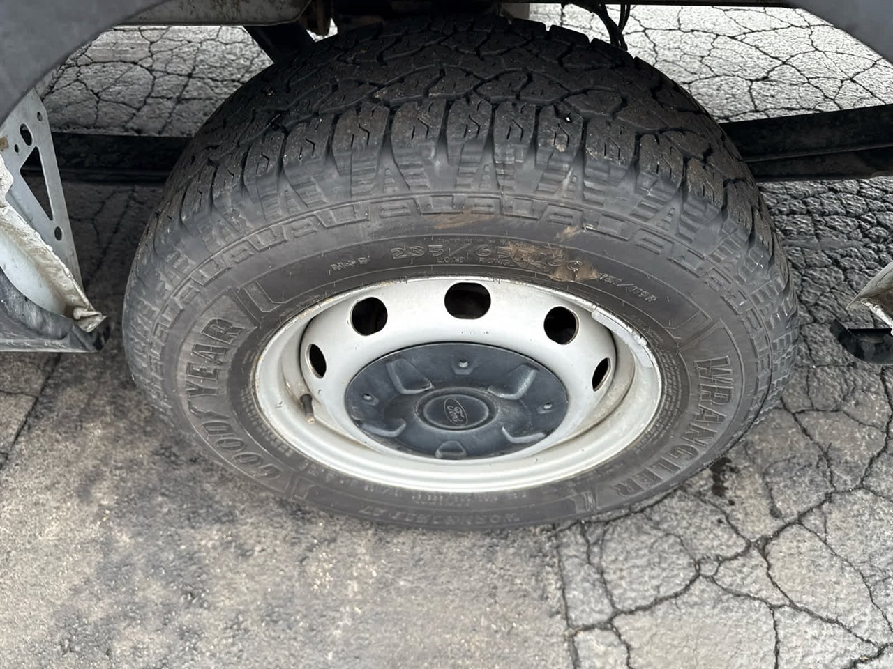 Used 2023 Ford Transit 250 148 High Roof Extended w/ Load Area Protection Package image 12