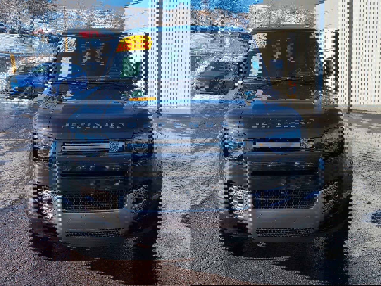 Used 2021 Land Rover Defender 90 X image 2