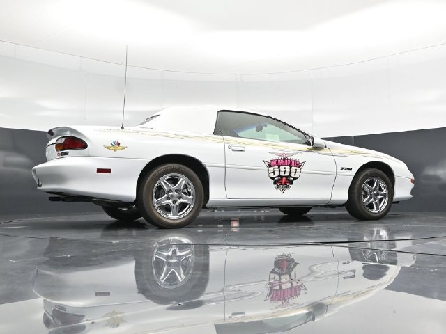 Used 1999 Chevrolet Camaro Z28 RWD image 41