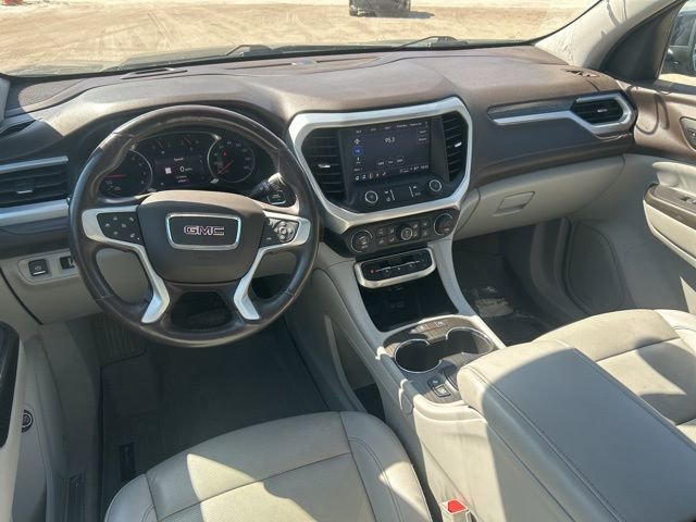 Used 2022 GMC Acadia SLT w/ Preferred Package image 15