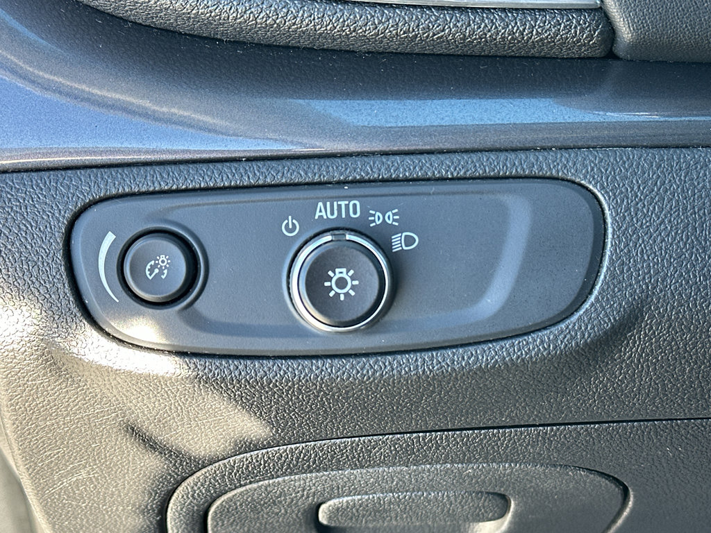 Used 2019 Buick Encore Preferred image 21