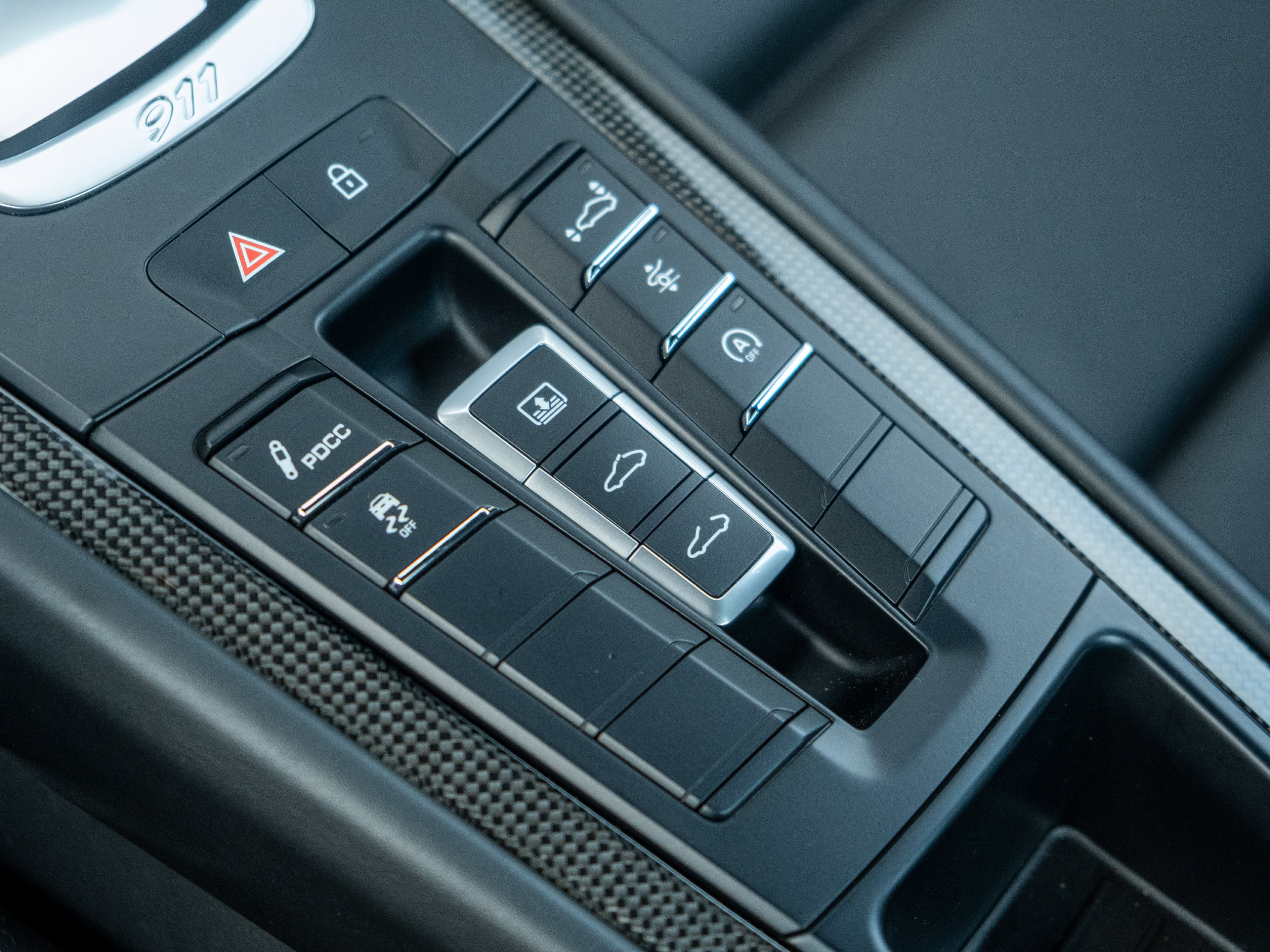 Certified 2019 Porsche 911 Turbo S AWD/4WD image 38