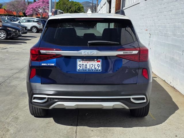 Used 2023 Kia Seltos Nightfall Edition image 5