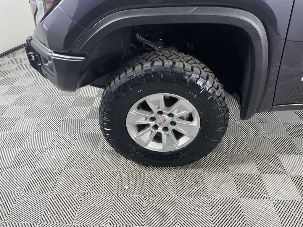 Used 2024 GMC Sierra 1500 AT4X image 33