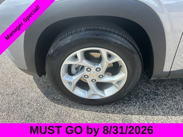 Used 2026 Chevrolet Trax LS w/ LS Convenience Package FWD image 10