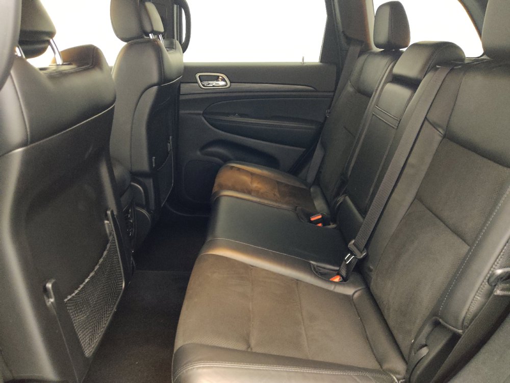 Used 2021 Jeep Grand Cherokee Laredo X AWD/4WD image 18