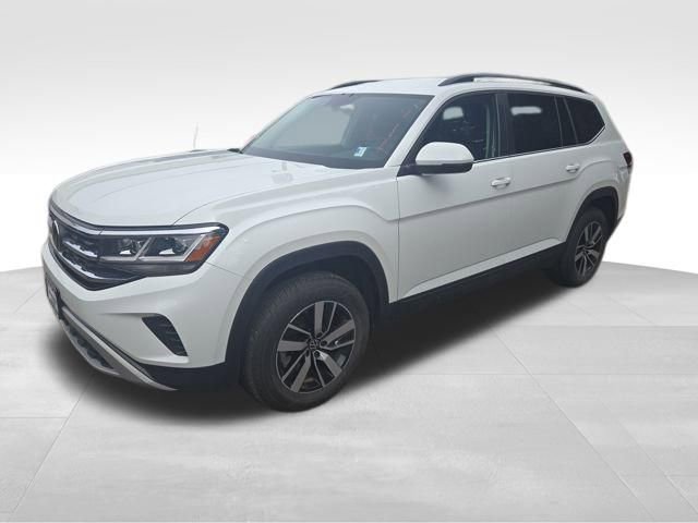 Used 2022 Volkswagen Atlas SE image 3