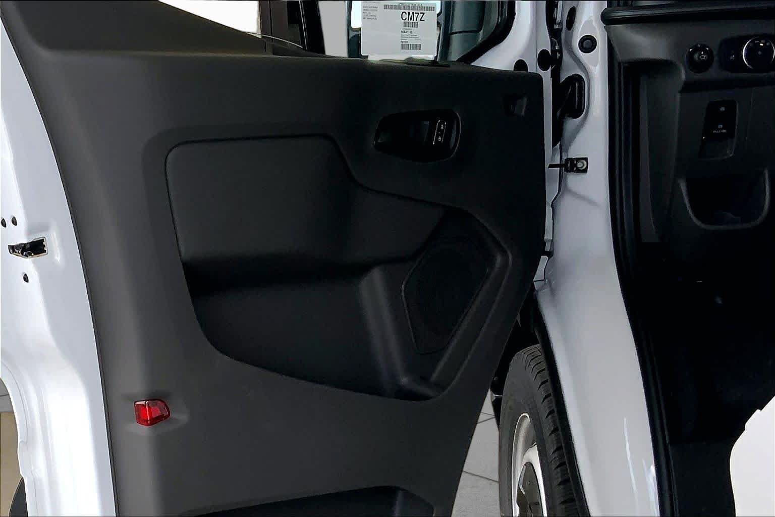 New 2026 Ford Transit 250 148 Medium Roof w/ Load Area Protection Package RWD image 10