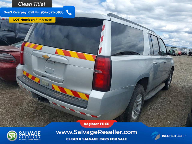 Used 2018 Chevrolet Suburban LT AWD/4WD image 4