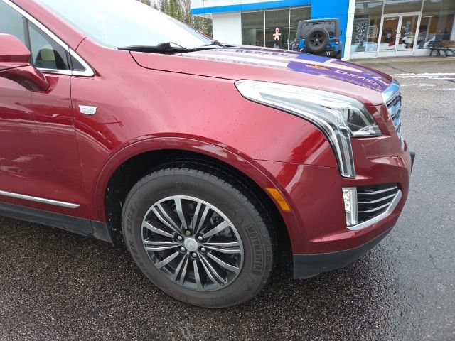 Used 2017 Cadillac XT5 Luxury image 27