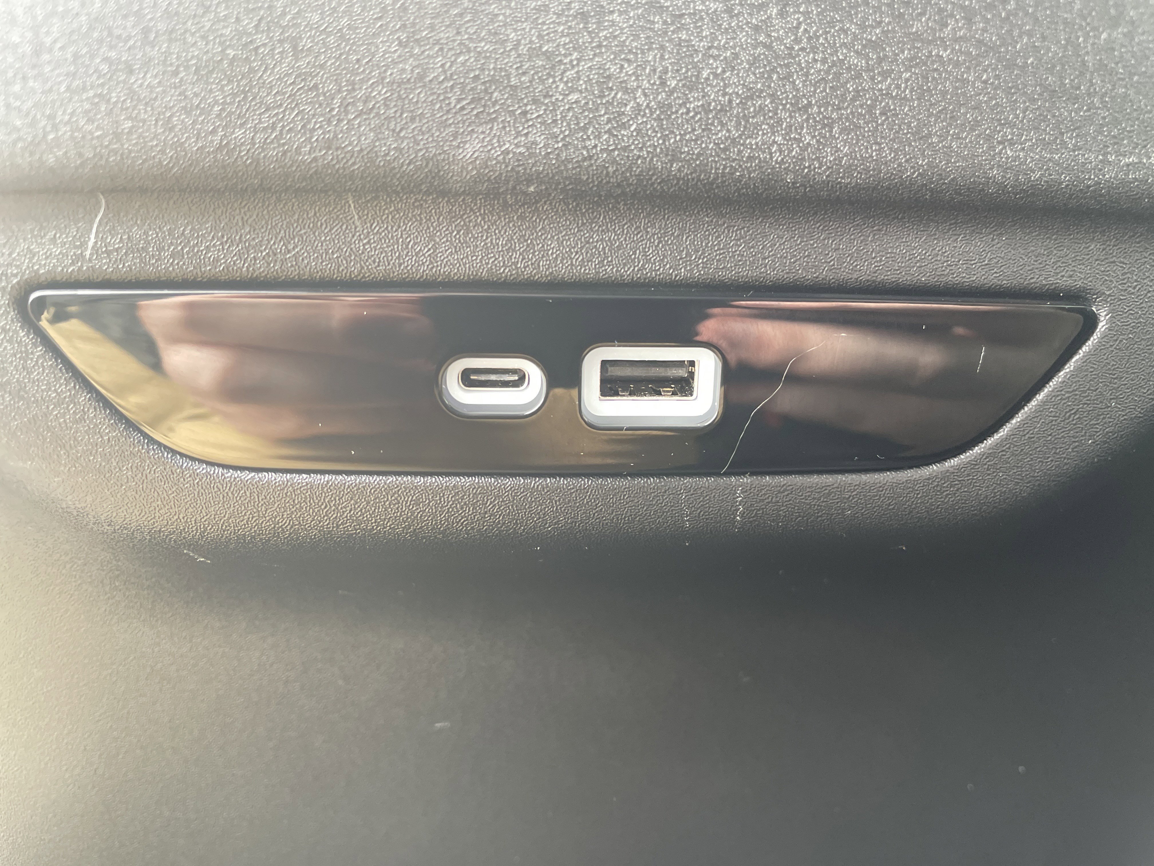 Used 2025 Chrysler Pacifica Select image 30