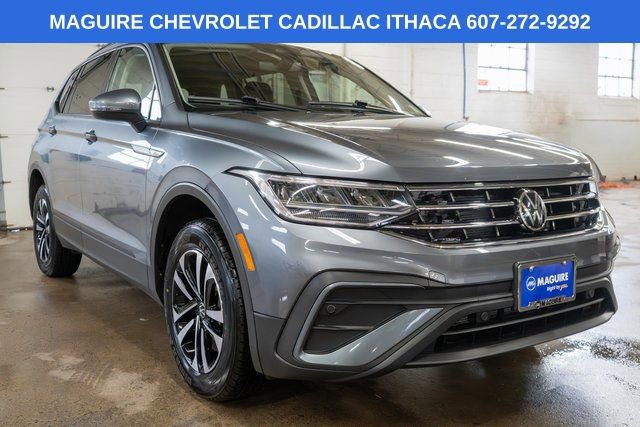 Used 2023 Volkswagen Tiguan S w/ Driver Assistance Package AWD/4WD image 4