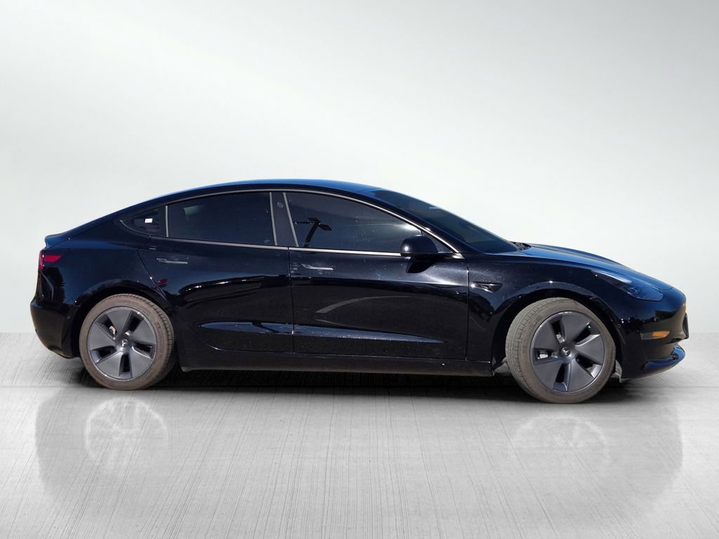 Used 2021 Tesla Model Y Long Range AWD/4WD image 3