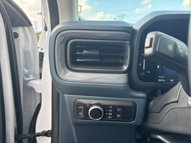 New 2025 Ford Maverick XL image 18