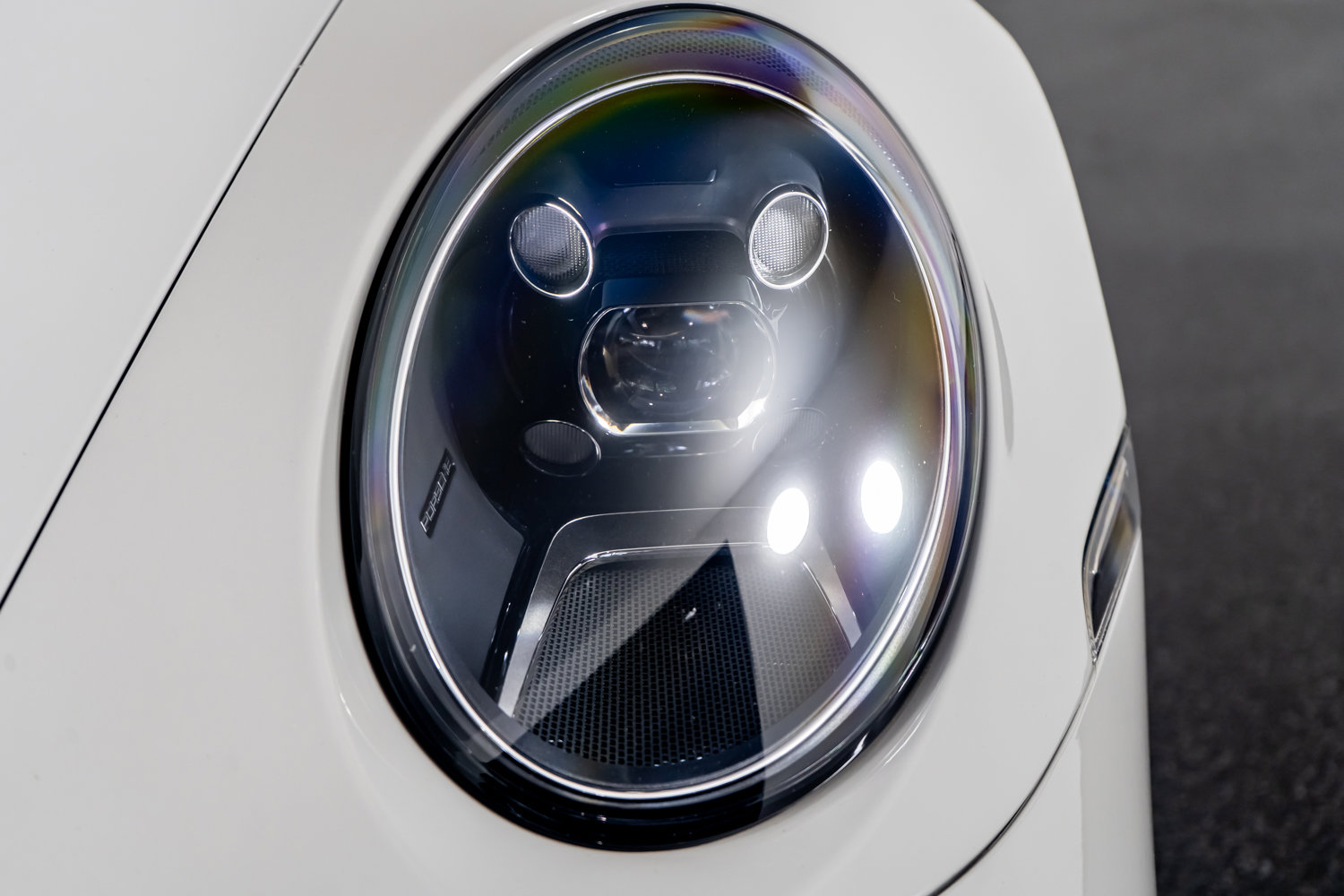 Used 2022 Porsche 911 Turbo image 24