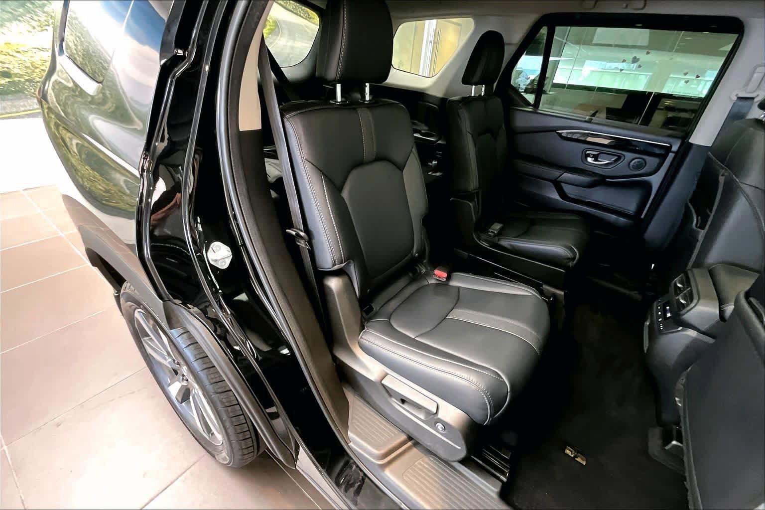 Used 2024 Honda Pilot Touring image 20