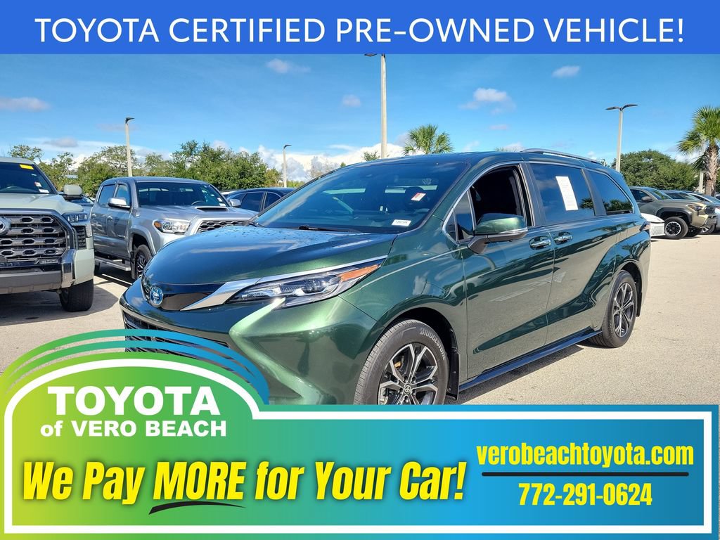 Used 2025 Toyota Sienna Platinum AWD/4WD image 1