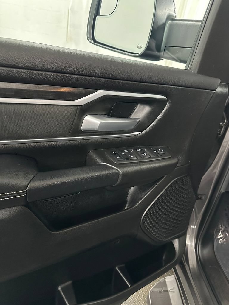 Used 2023 RAM 1500 Big Horn AWD/4WD image 9