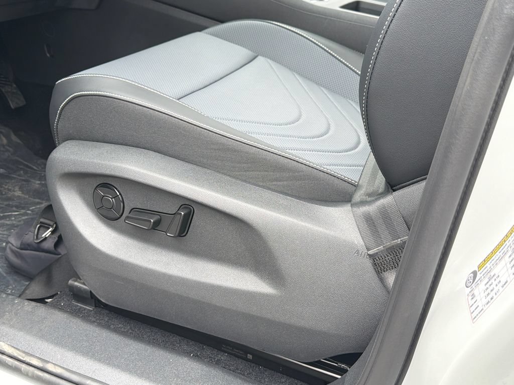 New 2026 Volkswagen Tiguan SE AWD/4WD image 29