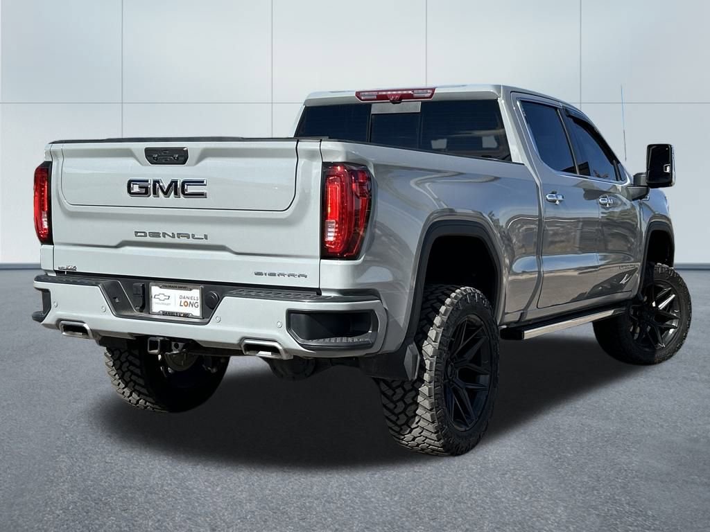 Used 2024 GMC Sierra 1500 Denali image 2