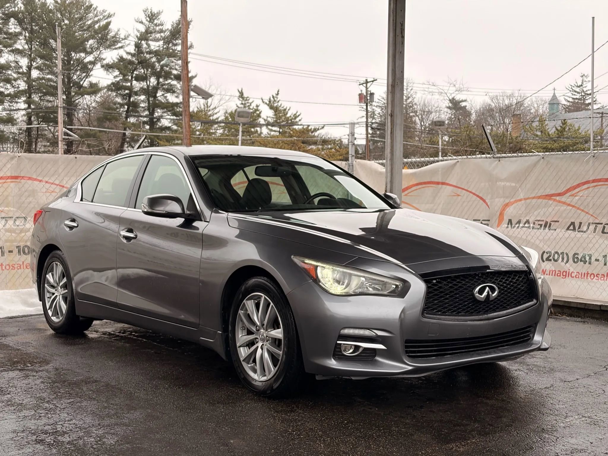 Used 2015 INFINITI Q50 Premium w/ Navigation Package image 55