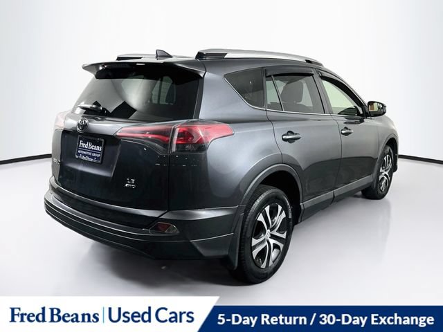 Used 2016 Toyota RAV4 LE AWD/4WD image 9