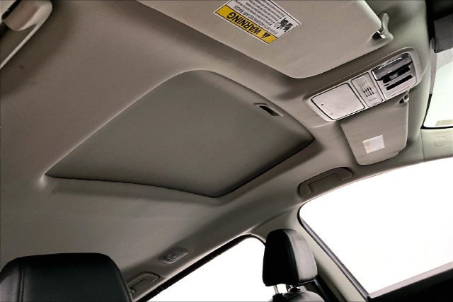 Used 2025 Honda Odyssey EX-L image 19