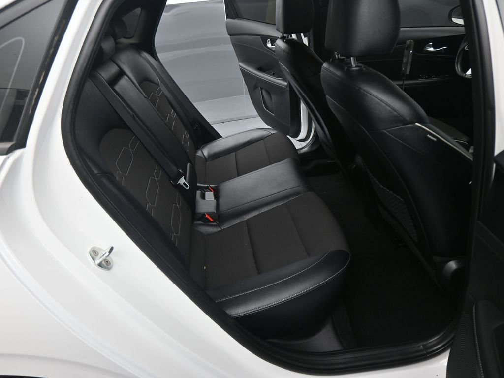 Used 2023 Kia Forte GT-Line w/ GT-Line Technology Package image 2