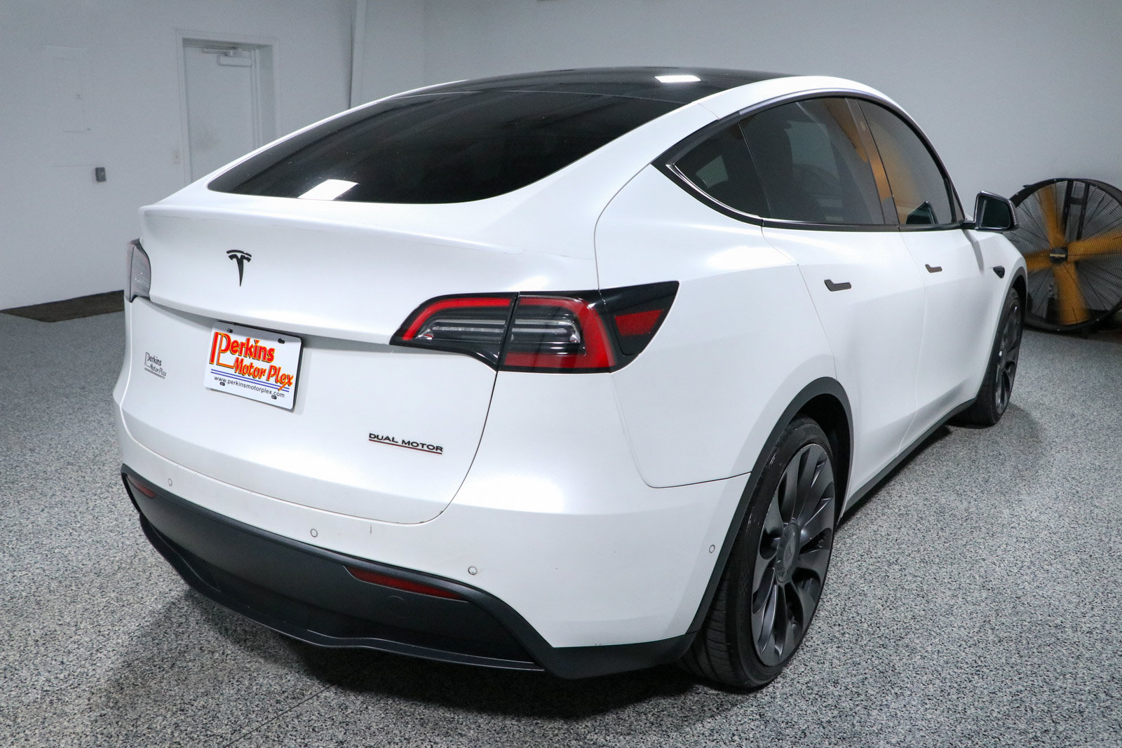 Used 2022 Tesla Model Y Performance AWD/4WD image 7