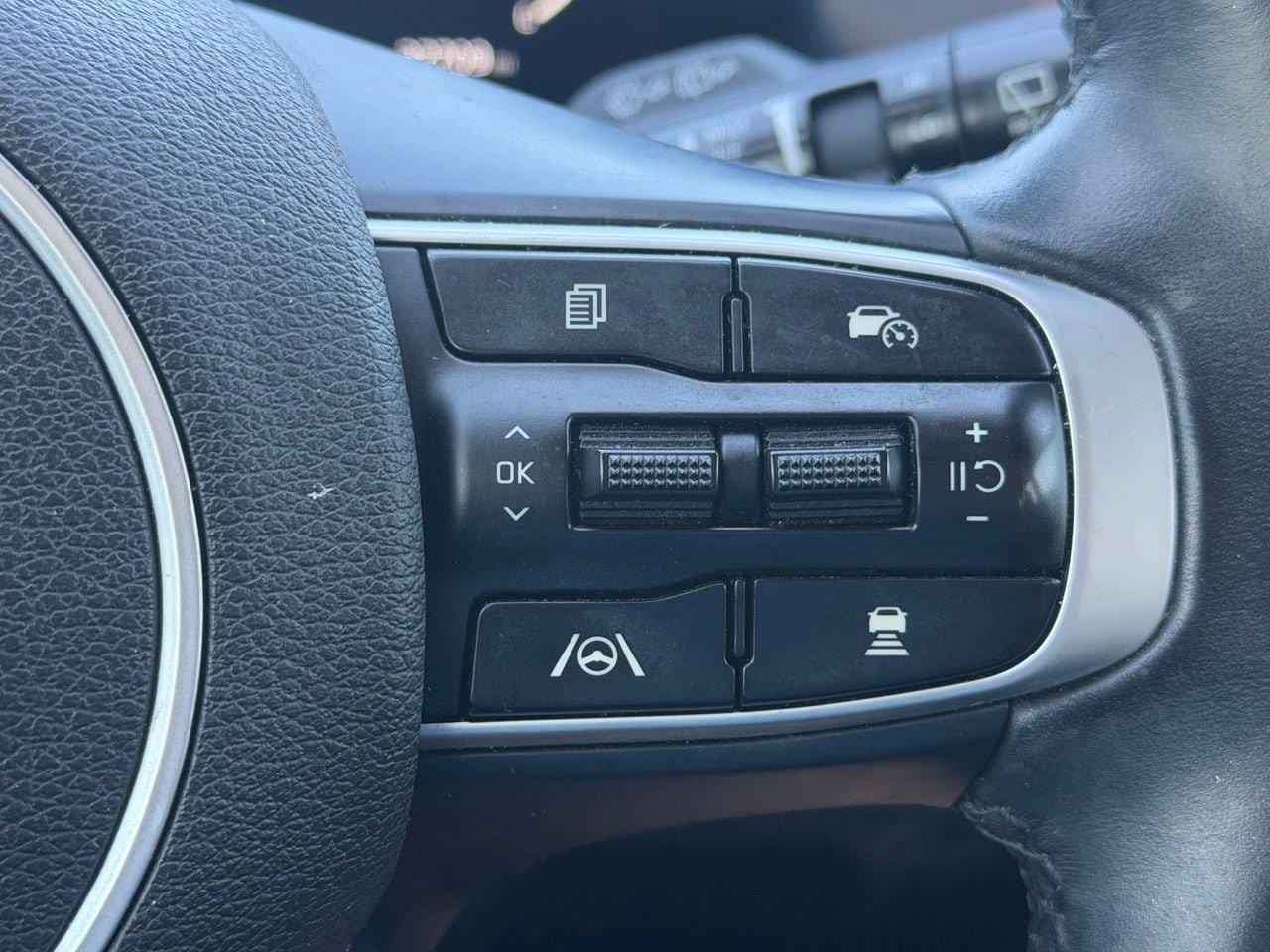 Used 2023 Kia Sportage SX FWD image 17