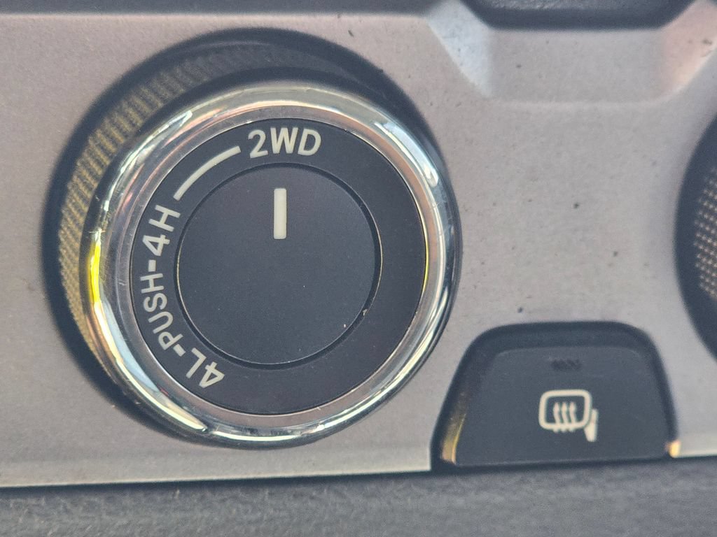 Used 2019 Toyota Tacoma SR5 AWD/4WD image 30