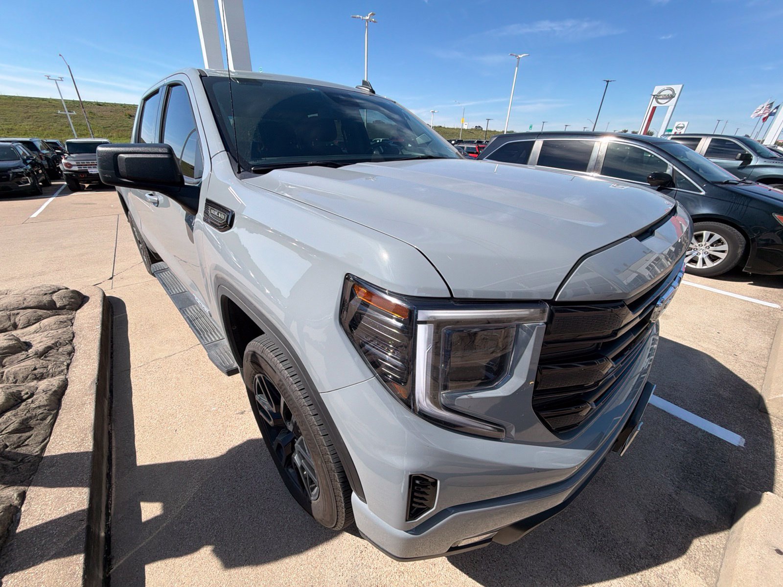 Used 2024 GMC Sierra 1500 Elevation w/ LPO, Elevation Black Package AWD/4WD image 16