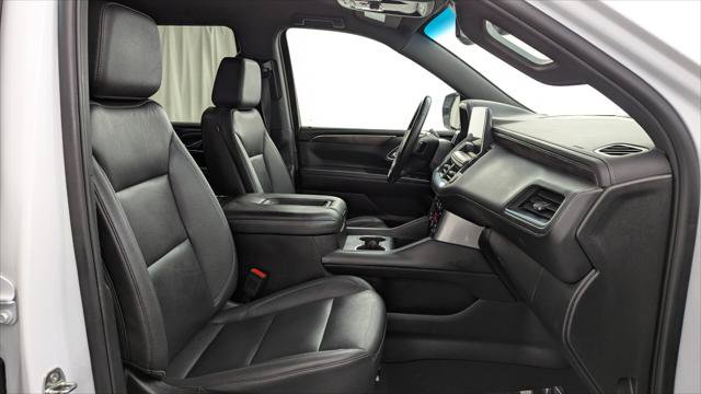 Used 2023 Chevrolet Tahoe LT w/ Luxury Package RWD image 23