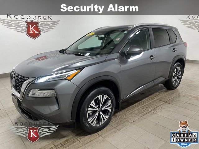 Used 2023 Nissan Rogue SV w/ SV Premium B Package image 3