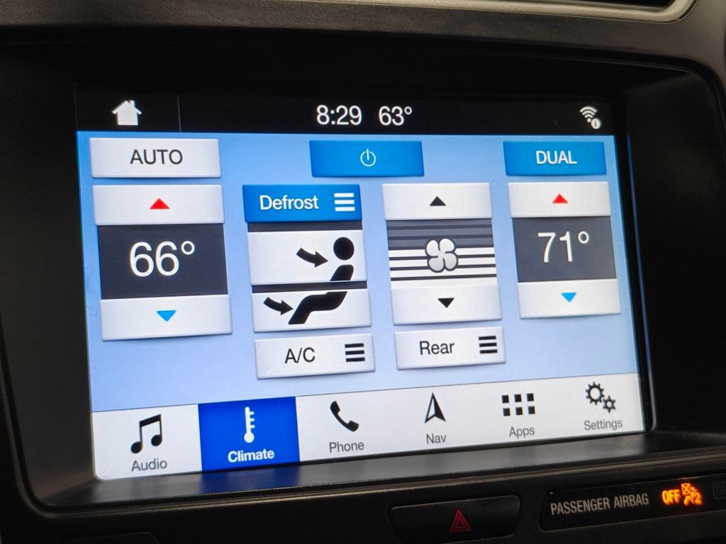 Used 2018 Ford Explorer XLT w/ XLT Appearance Package image 45