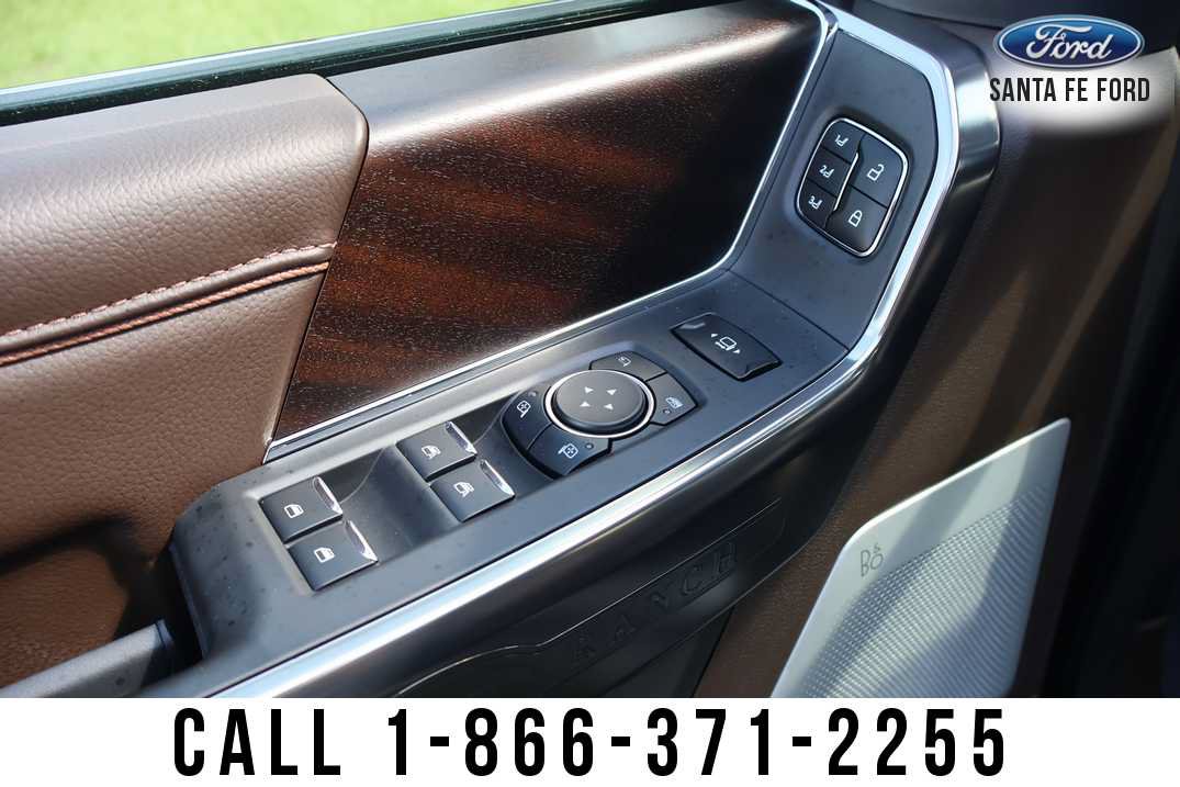 New 2026 Ford F350 King Ranch w/ Chrome Package AWD/4WD image 12
