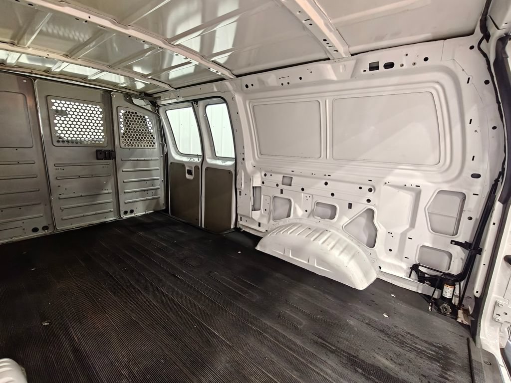 Used 2013 Ford E-250 and Econoline 250 w/ PWR Group RWD image 27