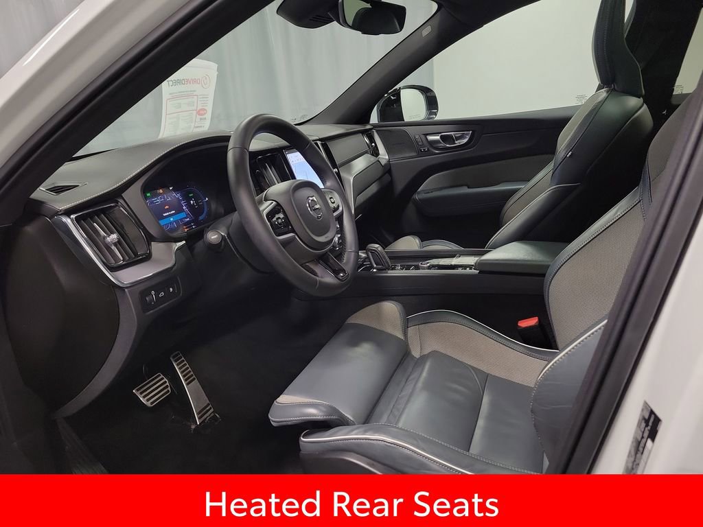 Used 2022 Volvo XC60 T8 R-Design w/ Advanced Package image 12