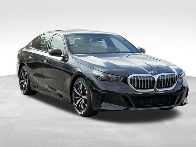 New 2026 BMW 550e xDrive w/ Executive Package image 1