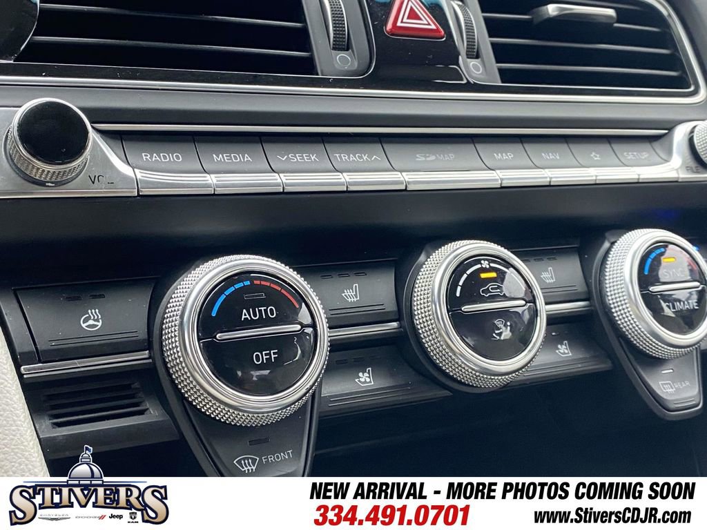 Used 2020 Genesis G70 3.3T w/ Elite Package RWD image 25