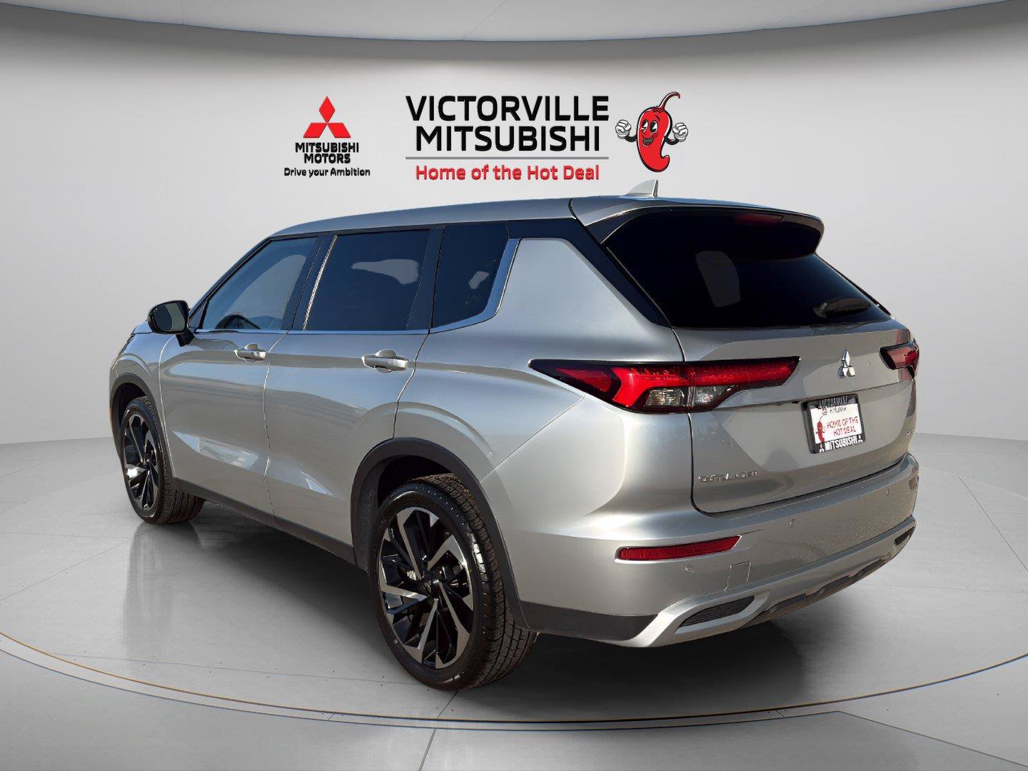 Used 2024 Mitsubishi Outlander SE FWD image 5